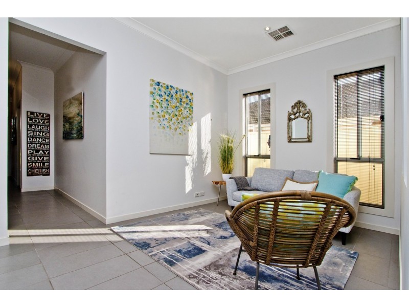 284A Military Road, Grange SA 5022