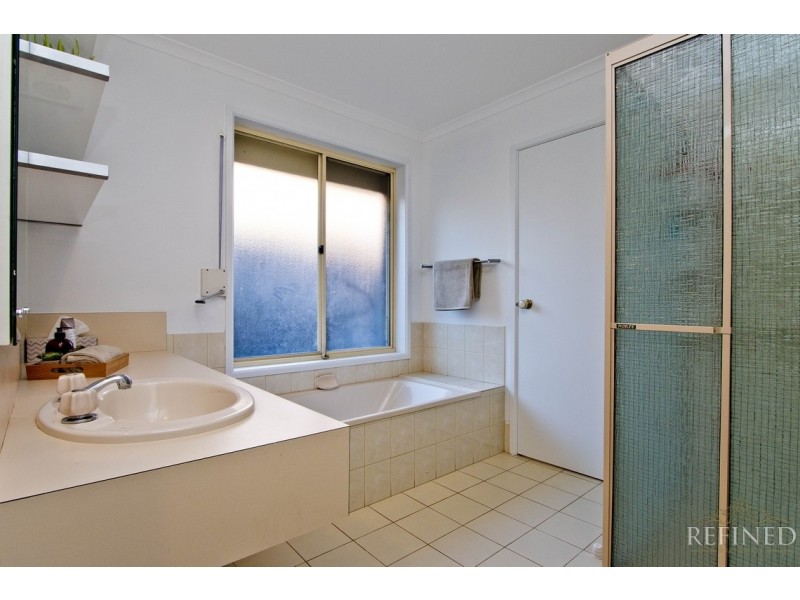 16 Polynesia Grove, West Lakes SA 5021