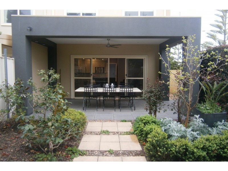 7 Mawson Close, Tennyson SA 5022