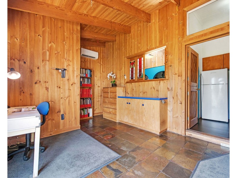 17 Barnes Avenue, Magill SA 5072