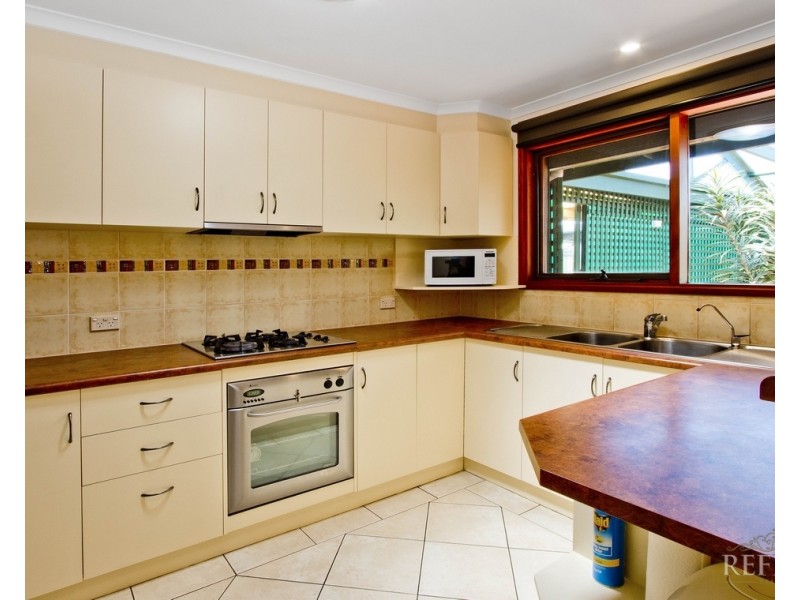 11 Thompson Street, Grange SA 5022