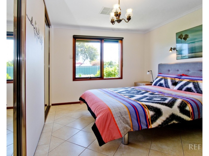 11 Thompson Street, Grange SA 5022