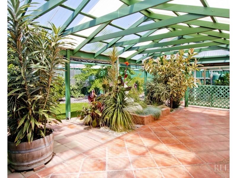 11 Thompson Street, Grange SA 5022