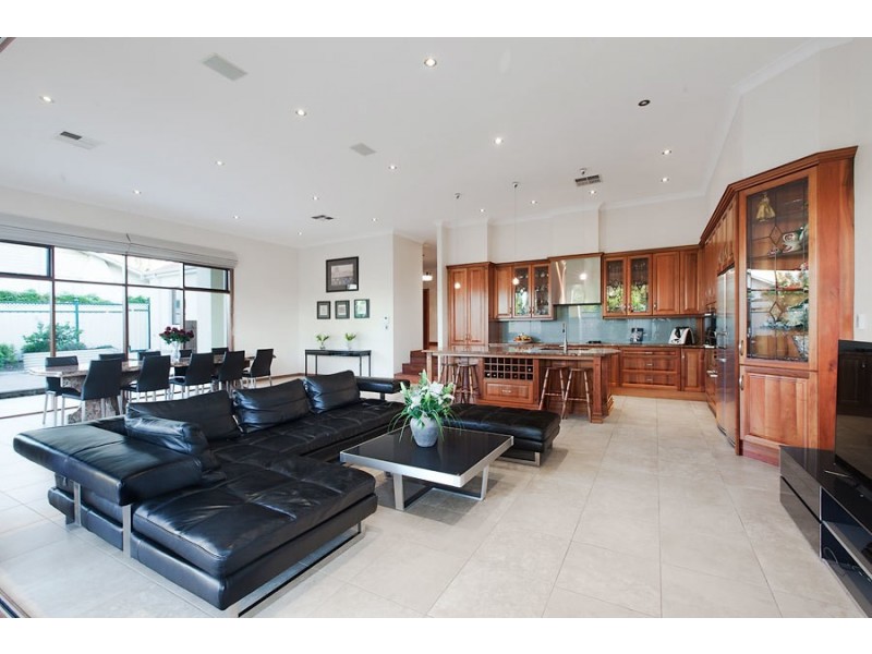 411 The Parade, Kensington Gardens SA 5068