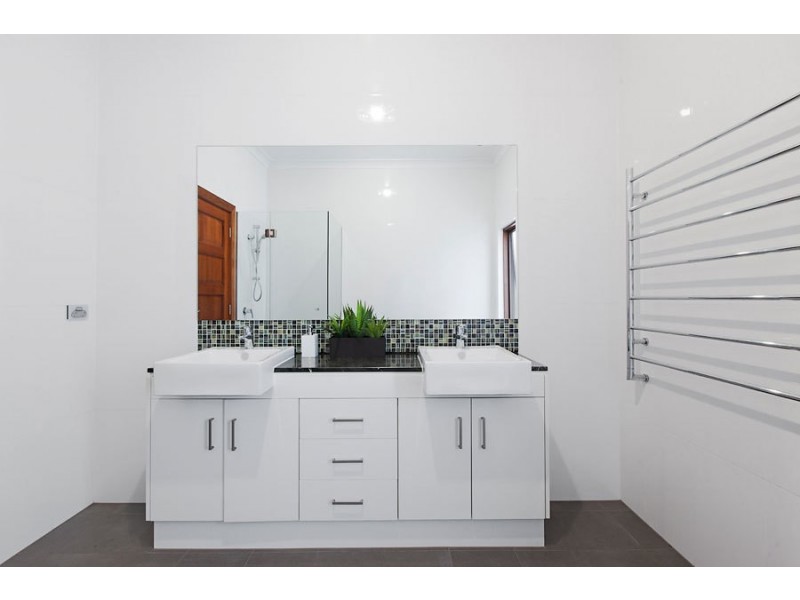 411 The Parade, Kensington Gardens SA 5068