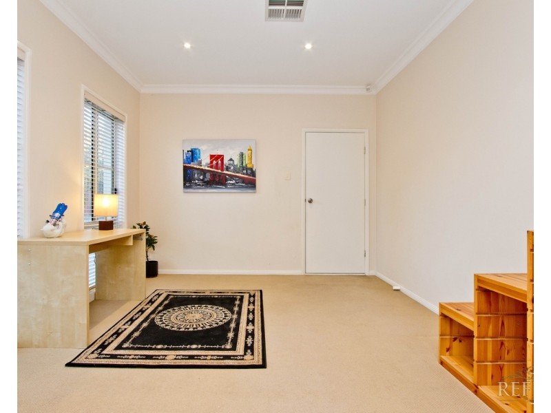 33  Baird Street, Mawson Lakes SA 5095