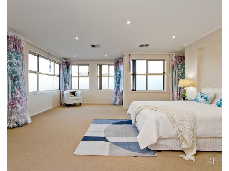 33  Baird Street, Mawson Lakes SA 5095