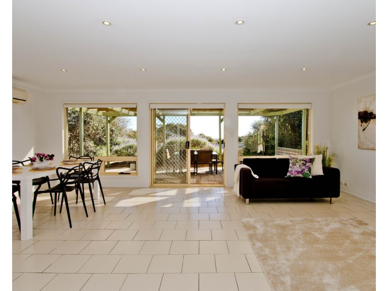 7 Corbyn Court, Moana SA 5169