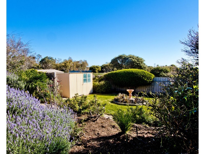 7 Corbyn Court, Moana SA 5169