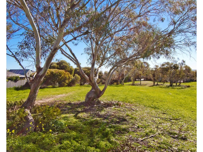 7 Corbyn Court, Moana SA 5169