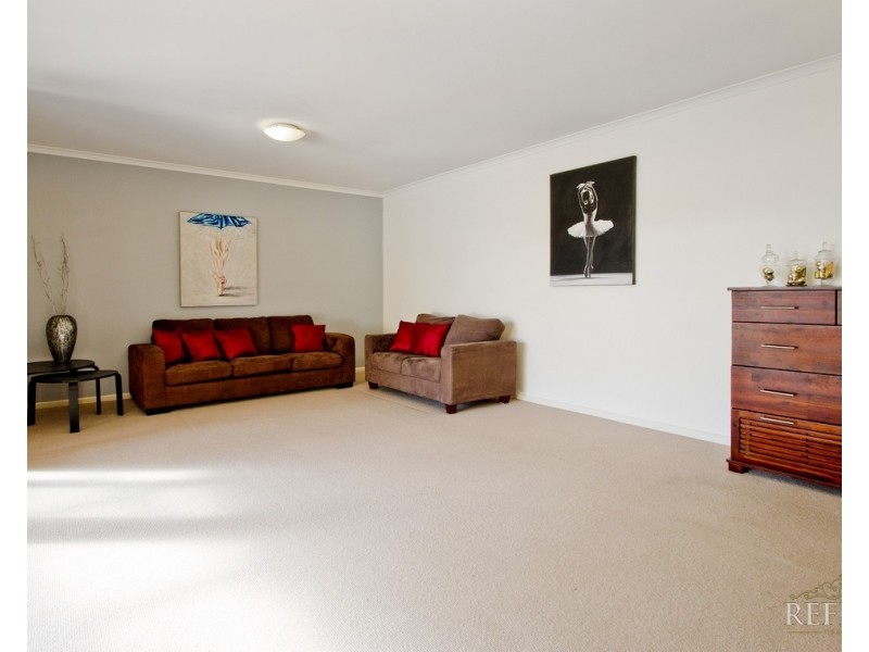 19 Park Valley Drive, Highbury SA 5089