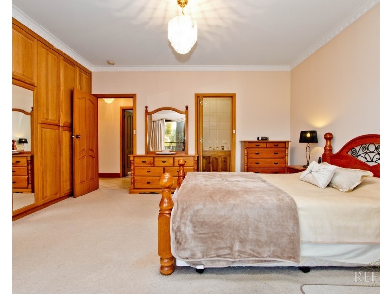 59 Sleep Road, Para Hills SA 5096