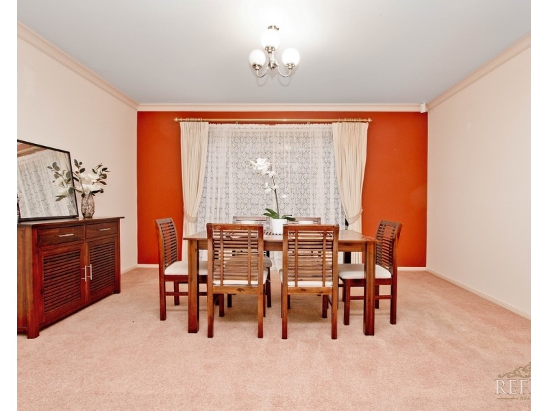 15 Ridgehaven Drive, Bellevue Heights SA 5050