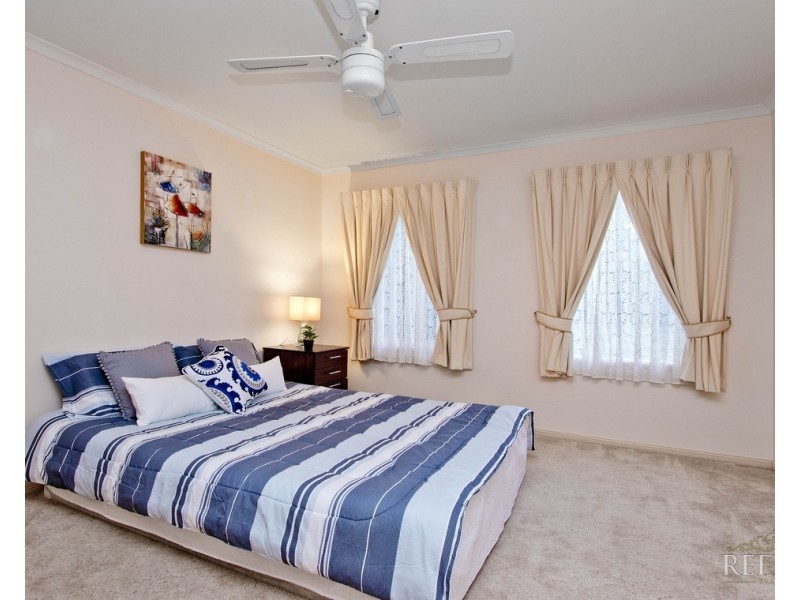 15 Ridgehaven Drive, Bellevue Heights SA 5050