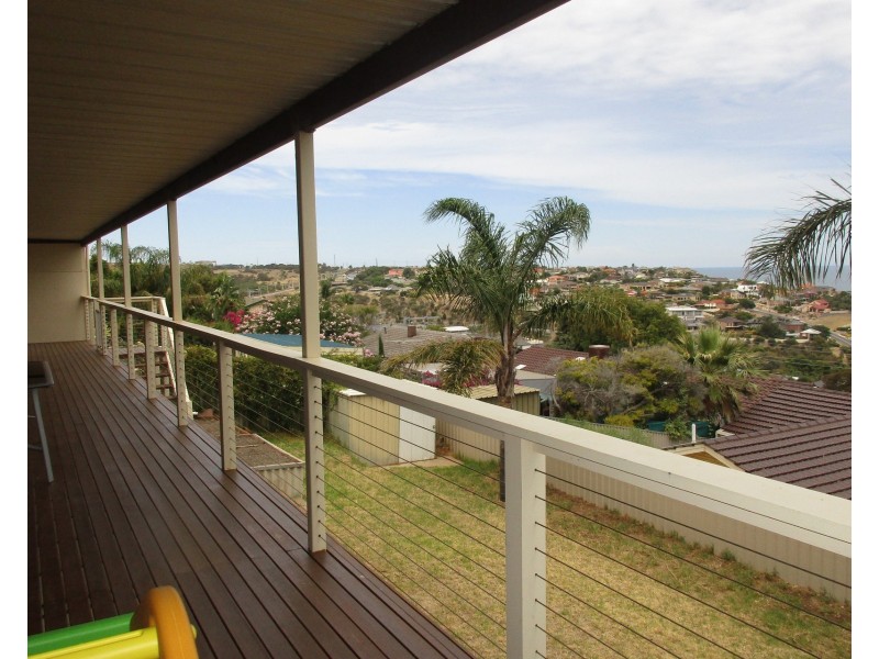 13 Mayflower Crescent, Hallett Cove SA 5158