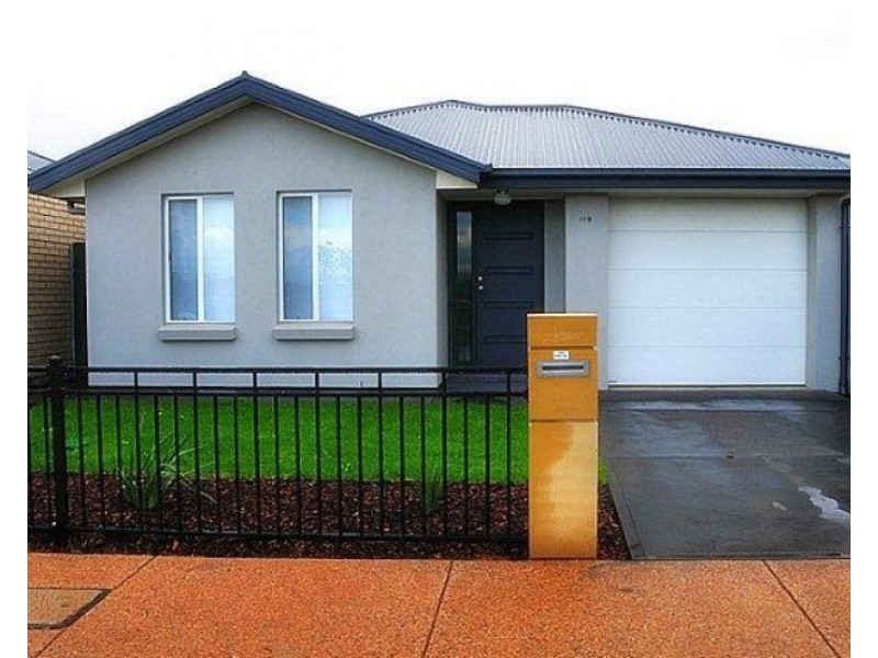 178 President Avenue, Andrews Farm SA 5114