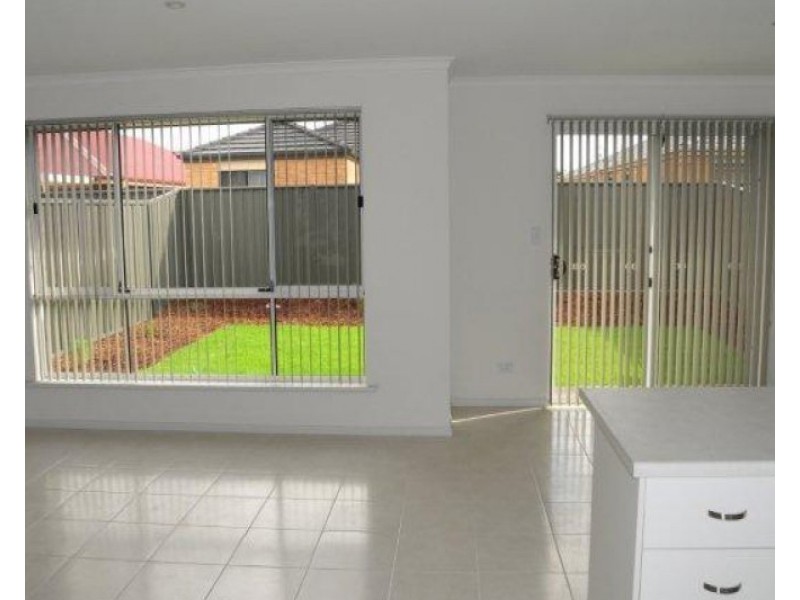 178 President Avenue, Andrews Farm SA 5114