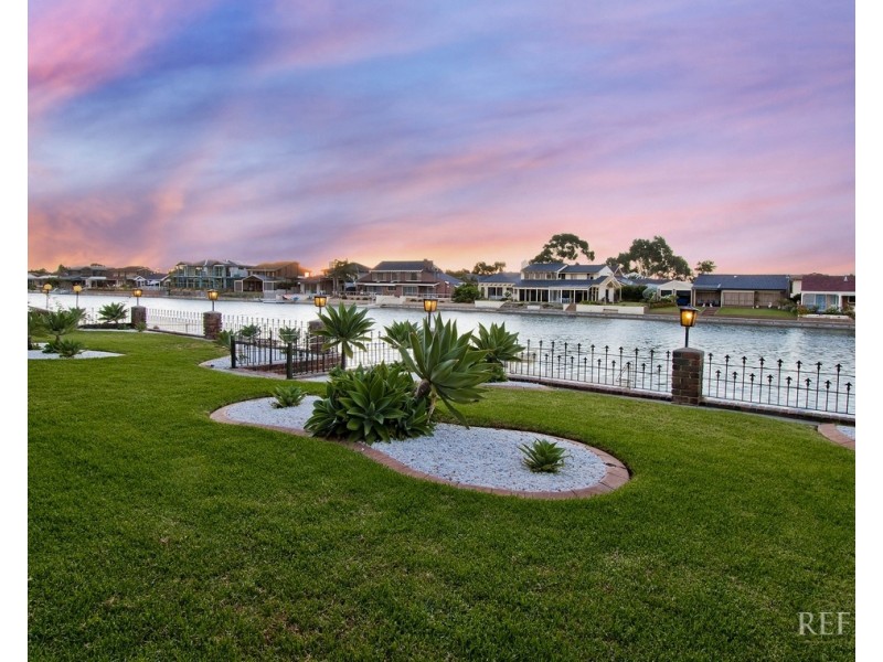 13 Lakeview Avenue, West Lakes SA 5021