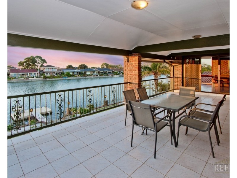 13 Lakeview Avenue, West Lakes SA 5021
