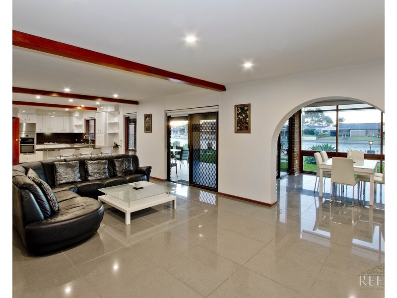 13 Lakeview Avenue, West Lakes SA 5021
