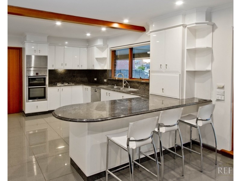 13 Lakeview Avenue, West Lakes SA 5021