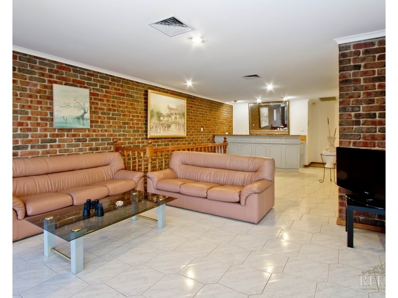 13 Lakeview Avenue, West Lakes SA 5021