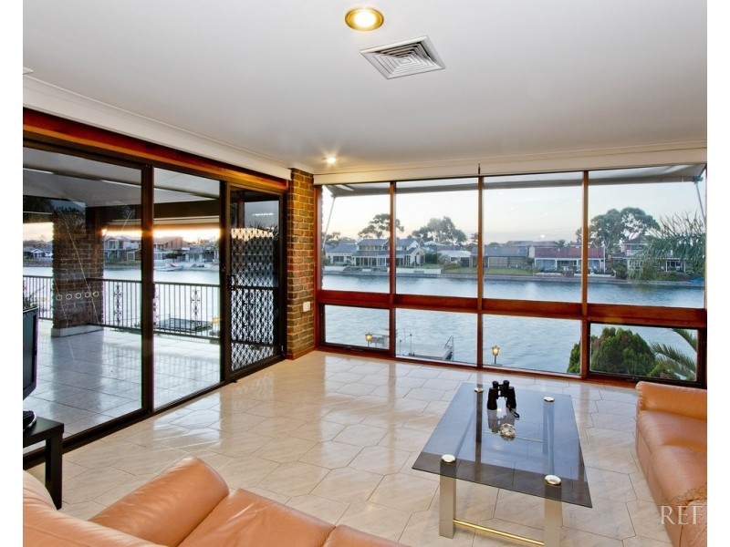 13 Lakeview Avenue, West Lakes SA 5021