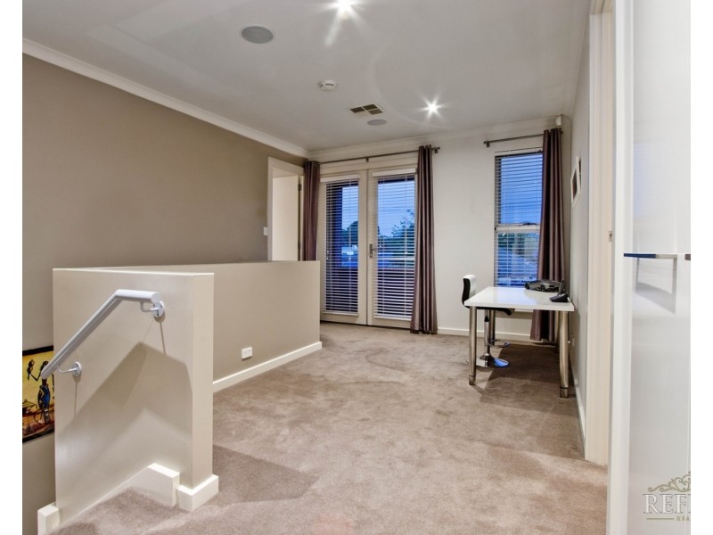 12 Piccadilly Crescent, Campbelltown SA 5074