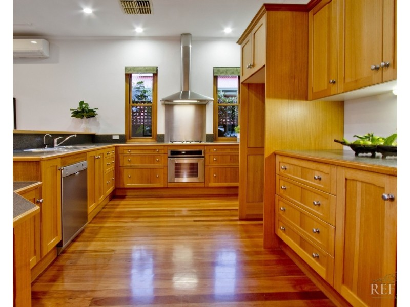 19 Leith Avenue, Clarence Gardens SA 5039