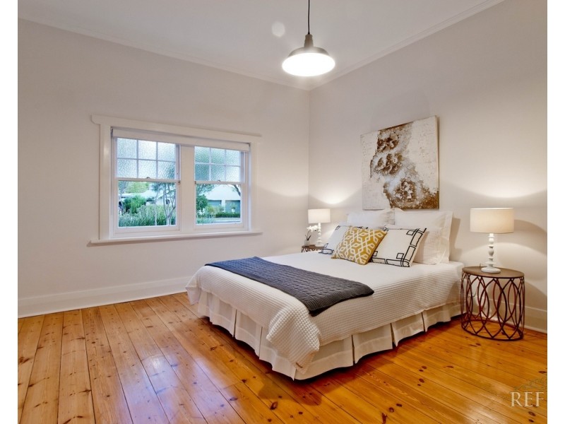 19 Leith Avenue, Clarence Gardens SA 5039