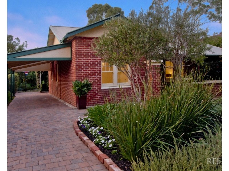 19 Leith Avenue, Clarence Gardens SA 5039