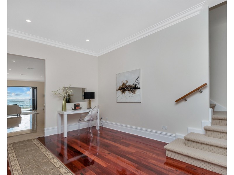 209 Esplanade Esplanade, Seacliff SA 5049