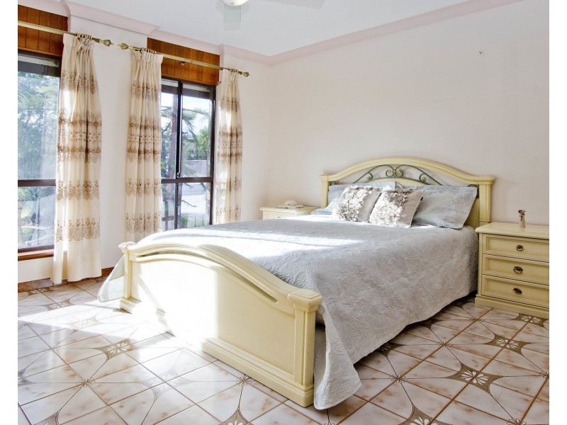 16 Griggs Drive, Athelstone SA 5076