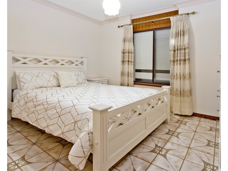 16 Griggs Drive, Athelstone SA 5076