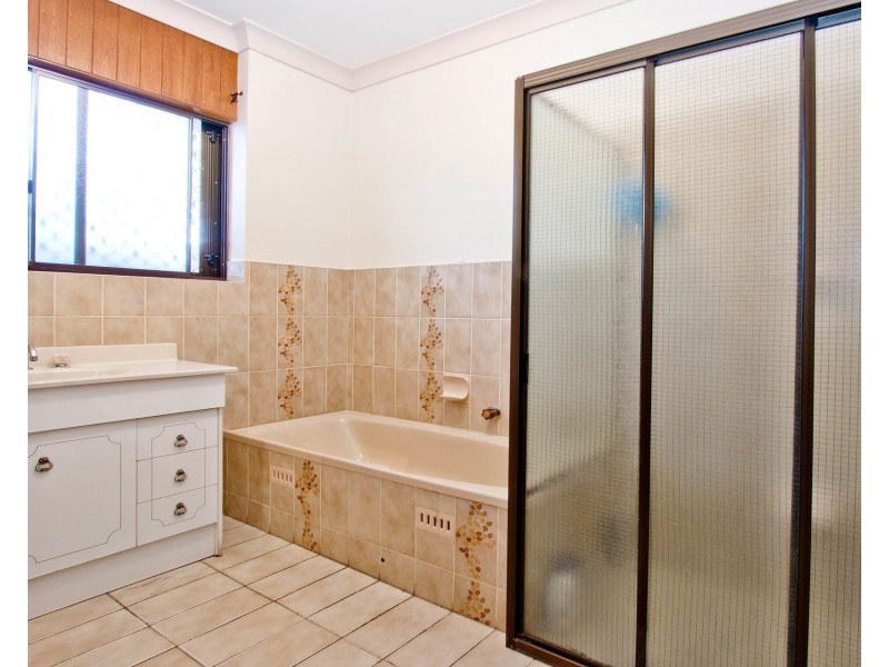 16 Griggs Drive, Athelstone SA 5076