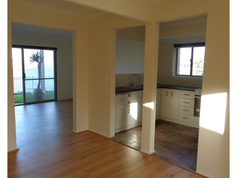 4/23 Falie Drive, North Haven SA 5018