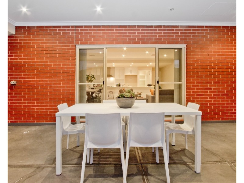 2a Newhaven Avenue, Glenelg North SA 5045
