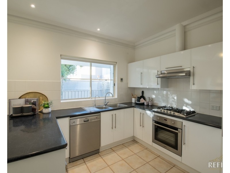 3 Deakin Grove, Glenside SA 5065