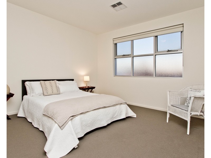 97a Esplanade, Hove SA 5048