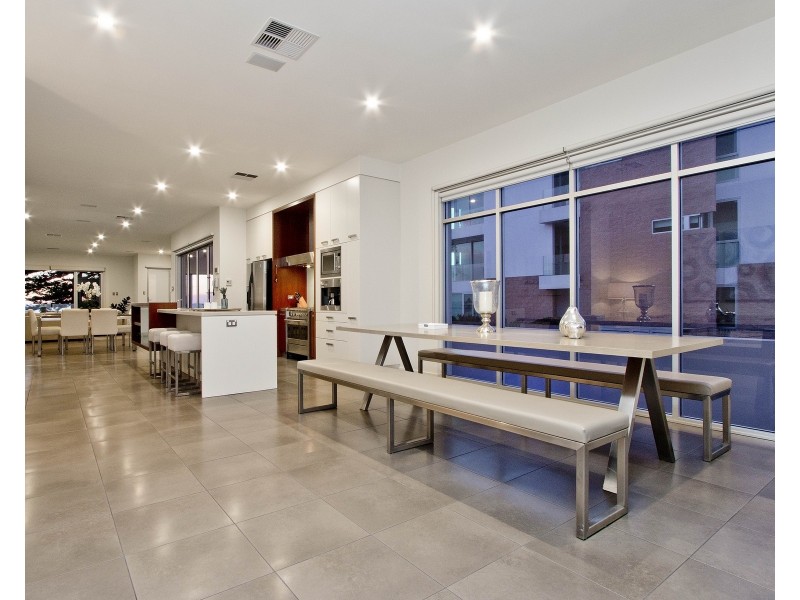 97a Esplanade, Hove SA 5048