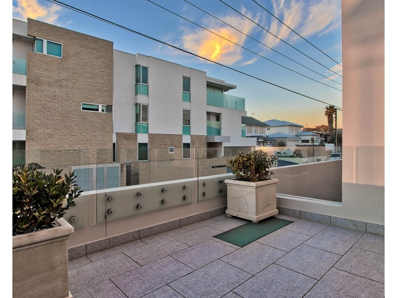 97a Esplanade, Hove SA 5048