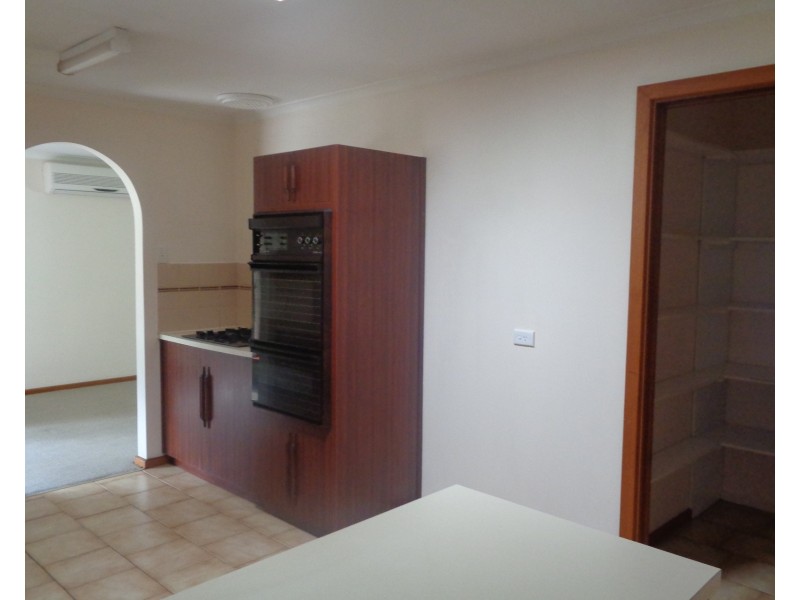 53 Sunnymeade Drive, Aberfoyle Park SA 5159