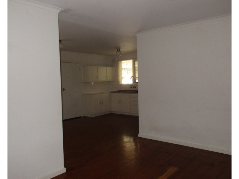 19 Moulds Crescent, Smithfield Plains SA 5114
