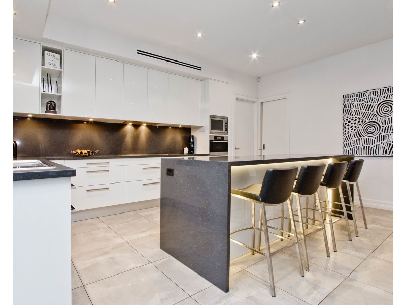 3 Athelney Avenue, Brighton SA 5048