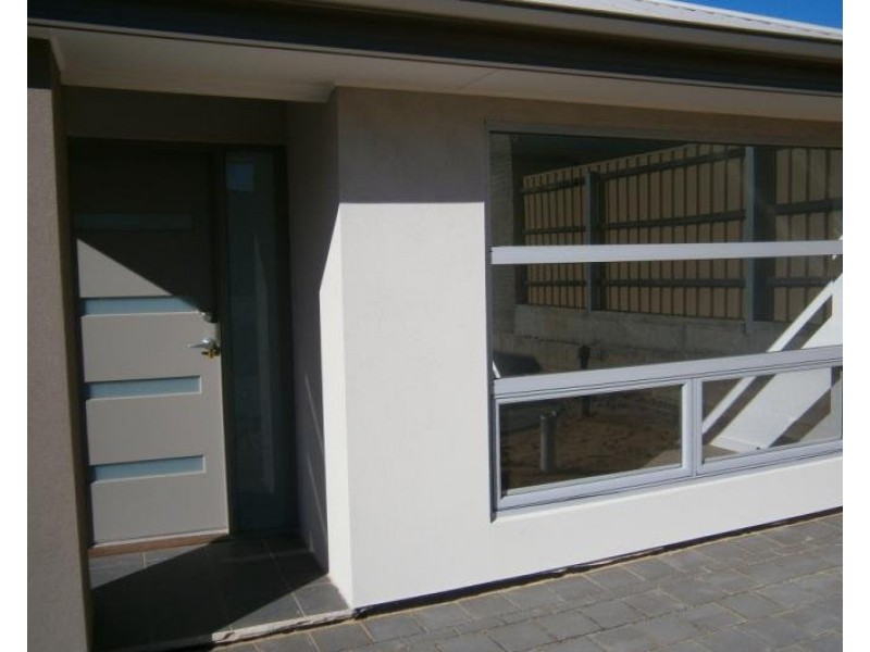 49B York Avenue, Clovelly Park SA 5042