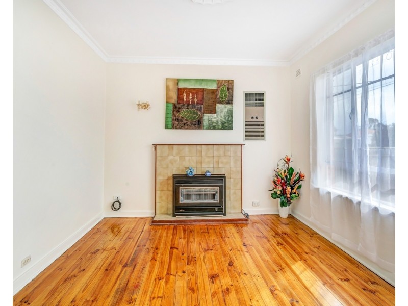 3 Cleve Street, Mansfield Park SA 5012