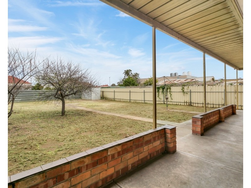 3 Cleve Street, Mansfield Park SA 5012