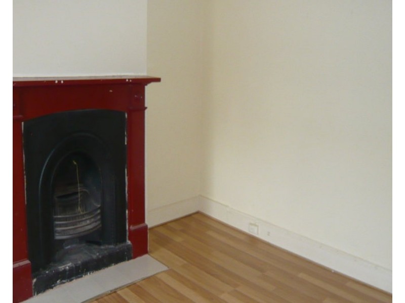 15 Heath Street, Birkenhead SA 5015