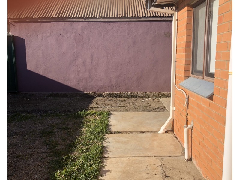 15 Heath Street, Birkenhead SA 5015