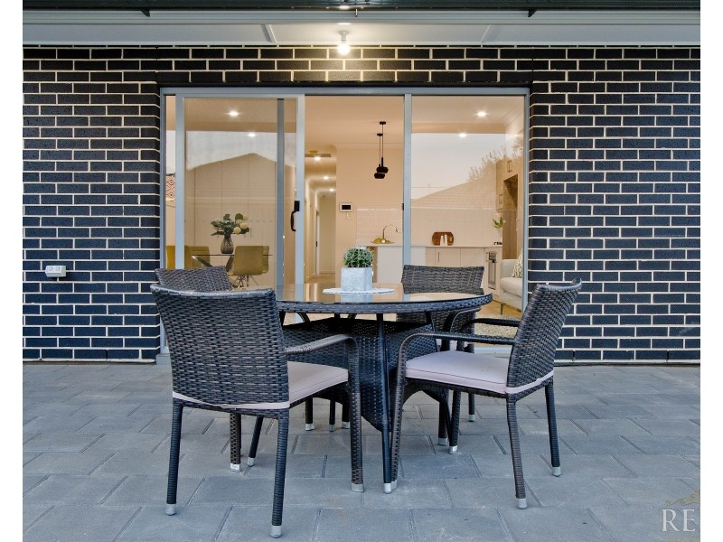 15 Essex Street, Woodville Gardens SA 5012